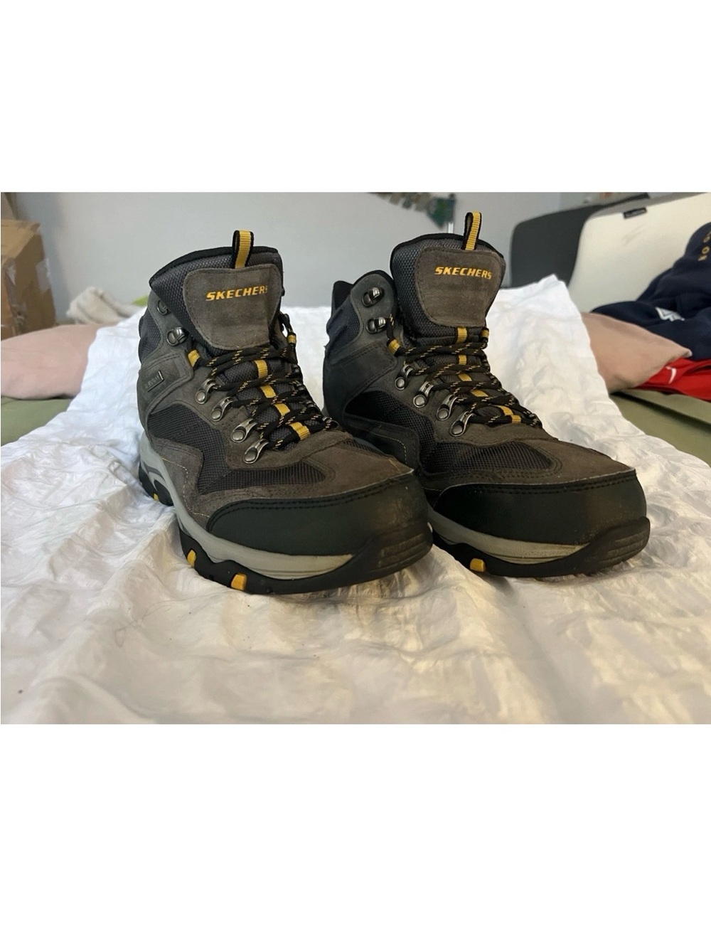 Skechers Men's Gray, Black and Yellow Trail Boots